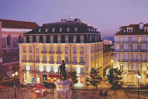 𝗧𝗛𝗘 𝟭𝟬 𝗕𝗘𝗦𝗧 Hotels in Alto.